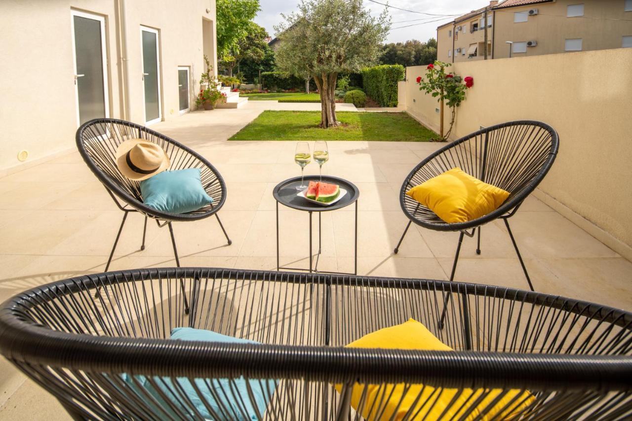 Garden Apartment Pakoštane Exterior foto